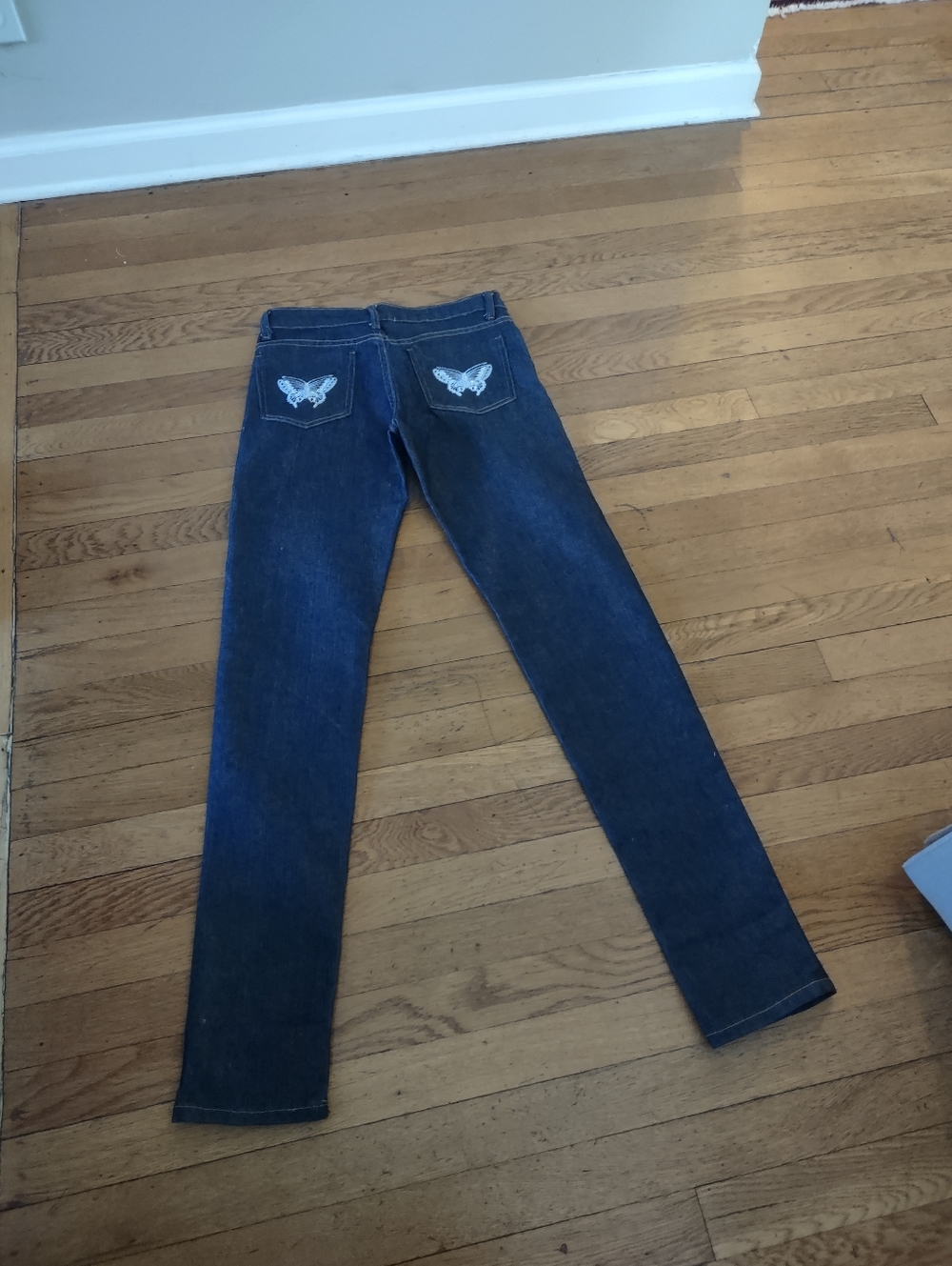 low rise Y2K dark blue skinny jeans with butterfly embroidery cara jeans 5/6